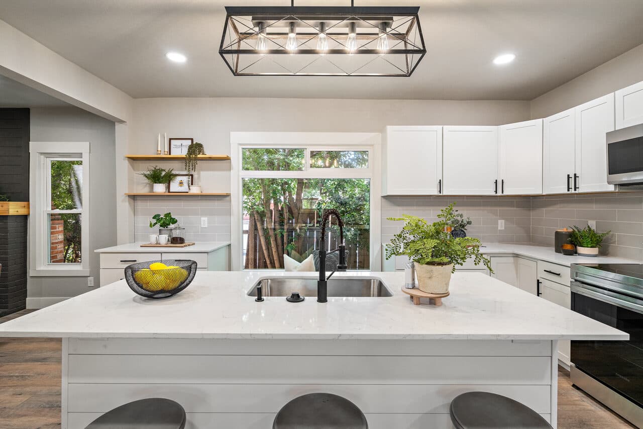 4800 Franklin — renovation, photograph 6