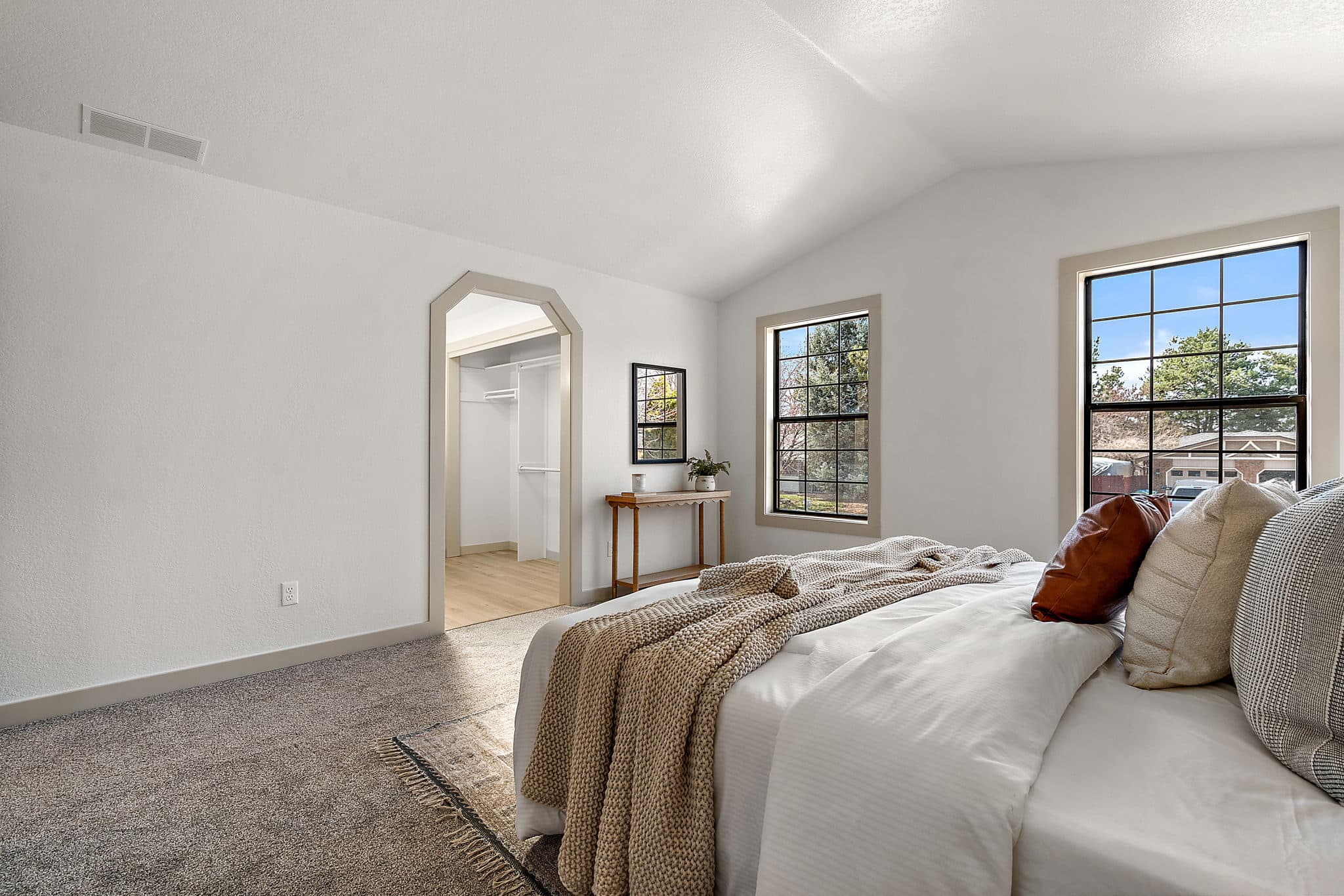 598 S Wickham Fen Way — renovation, photograph 6