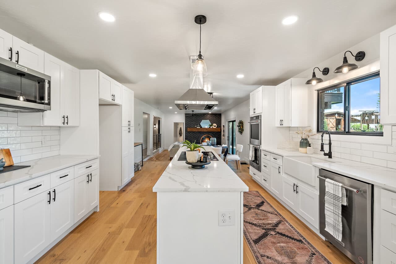840 Sage Creek — renovation, photograph 3